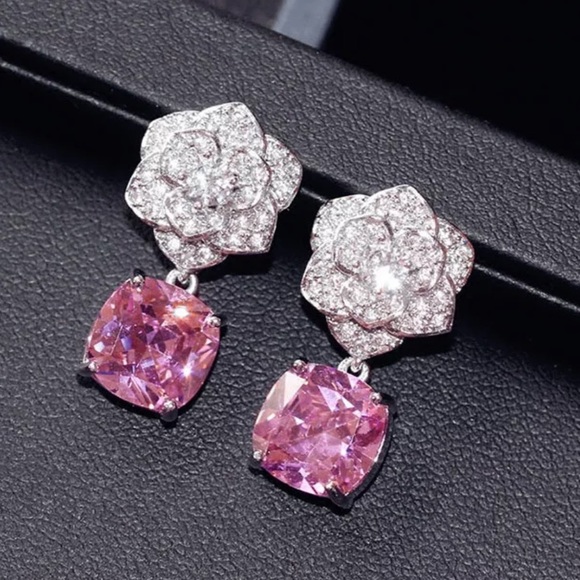 Jewelry - NEW Pink Camellias Stud Earrings
